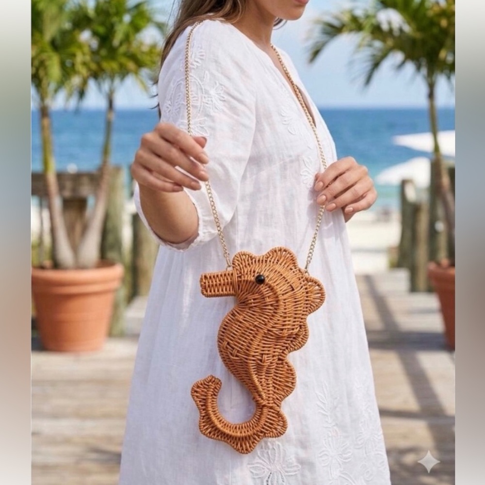 NWT Tommy Bahama Tan Wicker Seahorse Clutch - Mini - Crossbody Bag